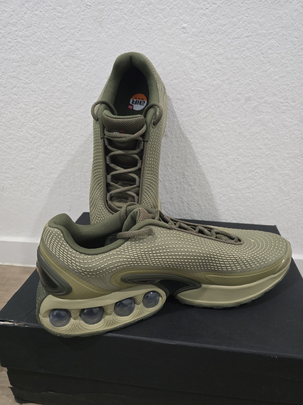 Men's Nike Air Max Dn - Picture 7 of 8